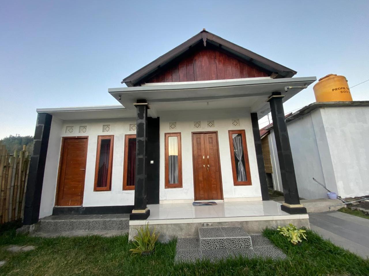 Mount Batur Homestay Kubupenlokan Exterior photo